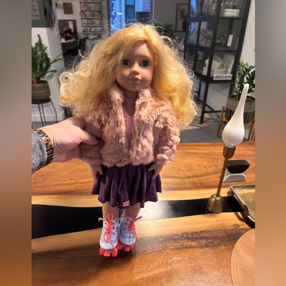Our Generation 18” Doll w/Blonde Hair & Green Eyes - Picture 6 of 12